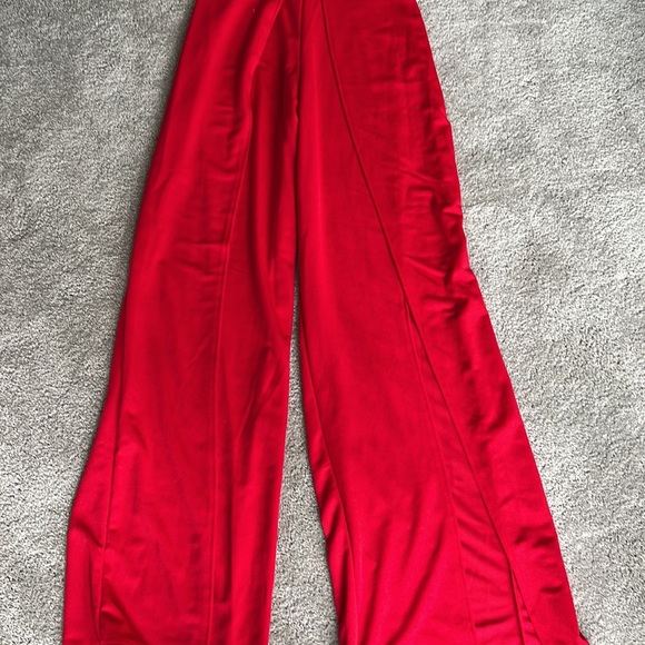 Club London red strapless jumpsuit - Picture 3 of 5